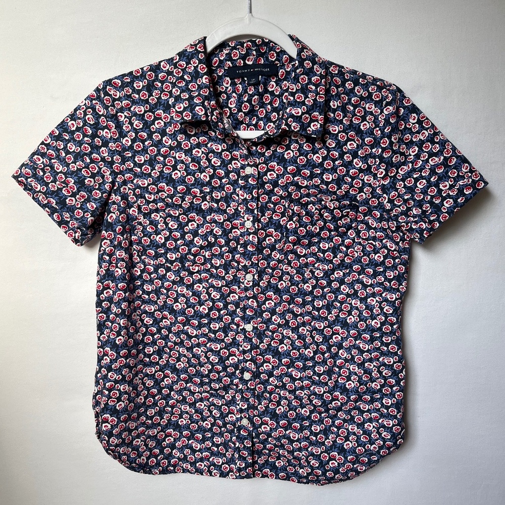 Womens Tommy Hilfiger Floral Short Sleeve Button-Up Shirt- patriotic prep